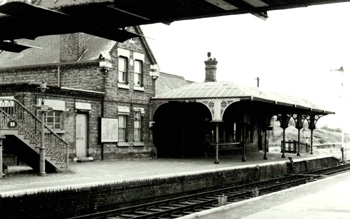 The Bedford and Cambridge Railway Station at Sandy [Z1306/99]